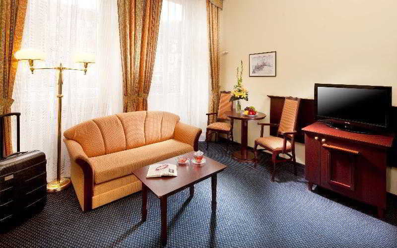 Hotel Excelsior Mariańskie Łaźnie Zewnętrze zdjęcie