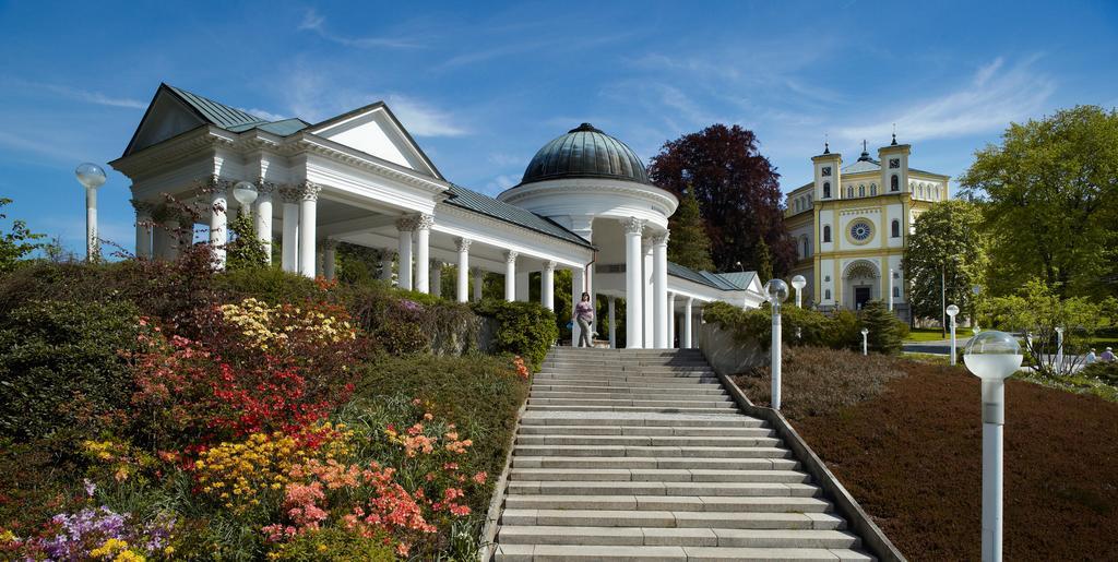 Hotel Excelsior Mariańskie Łaźnie Zewnętrze zdjęcie