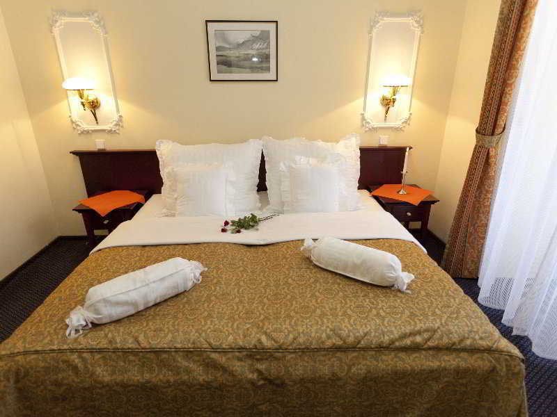 Hotel Excelsior Mariańskie Łaźnie Zewnętrze zdjęcie