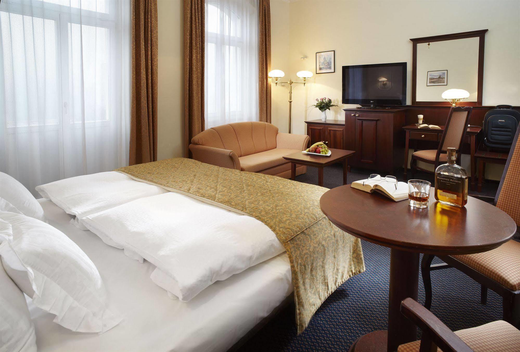 Hotel Excelsior Mariańskie Łaźnie Zewnętrze zdjęcie